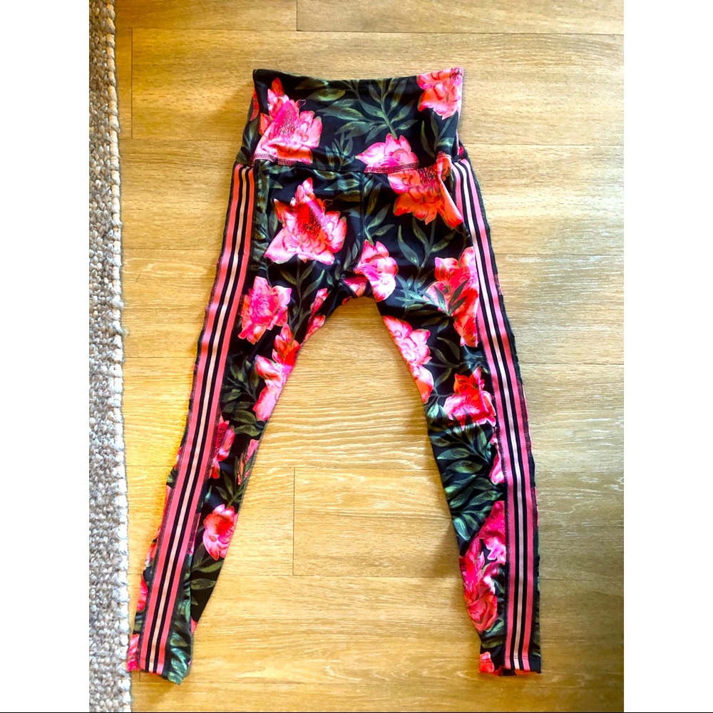 Beyond yoga floral leggings